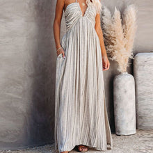 Last inn bildet i Galleri-visningsprogrammet, Grime dyp V-hals plissert kjole