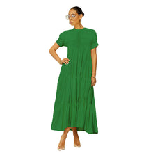 Last inn bildet i Galleri-visningsprogrammet, Ensfarget knapp med krøllet kjole i plussstørrelse