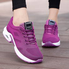 Last inn bildet i Galleri-visningsprogrammet, Flyknit joggesko med luftpute og perforert mesh