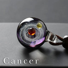 Last inn bildet i Galleri-visningsprogrammet, Kosmisk stjerneklart halskjede med glassperler