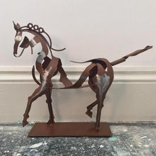Last inn bildet i Galleri-visningsprogrammet, ‘Adonis’ Hesteskulptur