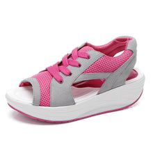 Last inn bildet i Galleri-visningsprogrammet, Muffinsandaler med kontrastpaneler og snøring