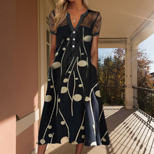 Last inn bildet i Galleri-visningsprogrammet, Trykt kjole med blonder