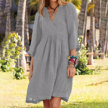 Last inn bildet i Galleri-visningsprogrammet, Uformelt kjole med v-hals