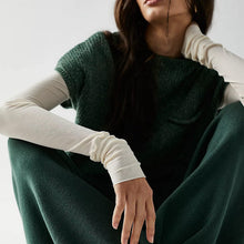 Last inn bildet i Galleri-visningsprogrammet, Ensfarget strikket todelt sett for kvinner