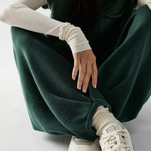 Last inn bildet i Galleri-visningsprogrammet, Ensfarget strikket todelt sett for kvinner