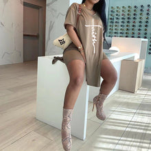 Last inn bildet i Galleri-visningsprogrammet, Trykt todelt t-skjorte og shorts sett