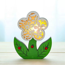 Last inn bildet i Galleri-visningsprogrammet, Wooden Easter Decoration with LED Light