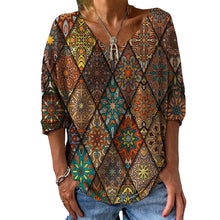Last inn bildet i Galleri-visningsprogrammet, Women's New Fashion Print Casual V-neck Loose T-shirt
