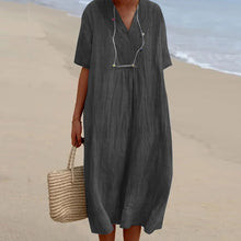 Last inn bildet i Galleri-visningsprogrammet, V-hals ensfarget kjole med korte ermer