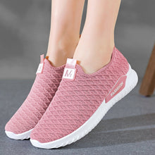 Last inn bildet i Galleri-visningsprogrammet, Pustende sko av fiskeskala