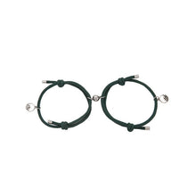 Last inn bildet i Galleri-visningsprogrammet, Trekke par armbånd