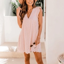 Last inn bildet i Galleri-visningsprogrammet, Kjole med hull og V-hals for kvinner