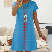 Last inn bildet i Galleri-visningsprogrammet, Kortermet trykt kjole med V-hals