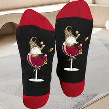 Last inn bildet i Galleri-visningsprogrammet, Gnome Wine Glass Unisex Crew Sokker