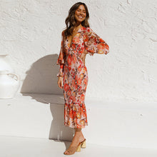 Last inn bildet i Galleri-visningsprogrammet, Langermet Trykt Kjole med V-hals, Elastisk Midje og Volanger