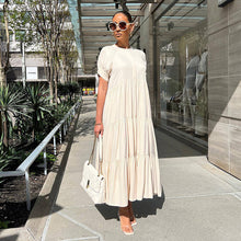 Last inn bildet i Galleri-visningsprogrammet, Ensfarget knapp med krøllet kjole i plussstørrelse