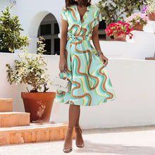 Last inn bildet i Galleri-visningsprogrammet, Elegant kjole med trapesformet design