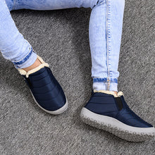 Last inn bildet i Galleri-visningsprogrammet, Vanntette og sklisikre snøsko