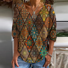 Last inn bildet i Galleri-visningsprogrammet, Women's New Fashion Print Casual V-neck Loose T-shirt