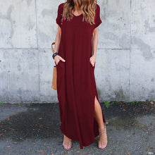 Last inn bildet i Galleri-visningsprogrammet, V-hals kjole med lommer og splitt