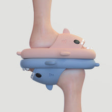 Last inn bildet i Galleri-visningsprogrammet, Tøfler med Hai-Mønster