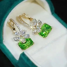 Last inn bildet i Galleri-visningsprogrammet, Skinnende grønne blomst øredobber