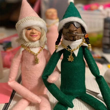 Last inn bildet i Galleri-visningsprogrammet, Julegave Snoop On A Stoop Julealvedukke