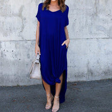 Last inn bildet i Galleri-visningsprogrammet, V-hals kjole med lommer og splitt