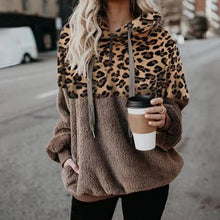 Last inn bildet i Galleri-visningsprogrammet, Hettegenser med leopard-mønster