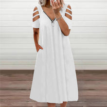 Last inn bildet i Galleri-visningsprogrammet, Ensfarget kortermet kjole med glidelås