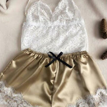 Last inn bildet i Galleri-visningsprogrammet, Cami pyjamassett med blonder