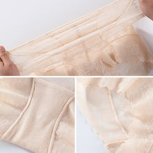 Last inn bildet i Galleri-visningsprogrammet, Blondetruse med høy midje