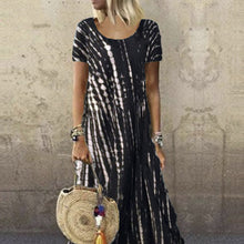 Last inn bildet i Galleri-visningsprogrammet, Kjole med batikk trykk