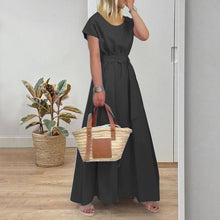 Last inn bildet i Galleri-visningsprogrammet, Ensfarget kjole med rund hals