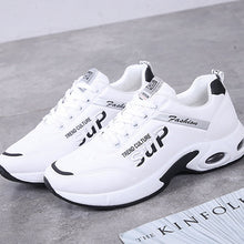 Last inn bildet i Galleri-visningsprogrammet, Mote-sneakers i skinn