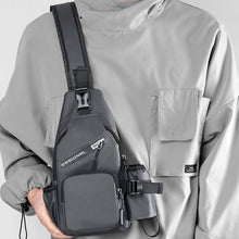 Last inn bildet i Galleri-visningsprogrammet, Skinnfilm for menn, vannflaske brystveske