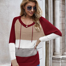 Last inn bildet i Galleri-visningsprogrammet, Strikket genser med hette