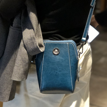 Last inn bildet i Galleri-visningsprogrammet, Oil Waxed Leather Small Bag