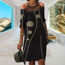 Last inn bildet i Galleri-visningsprogrammet, Elegant svart kjole med trykk