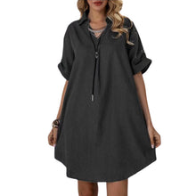 Last inn bildet i Galleri-visningsprogrammet, Kortermet smokingkjole