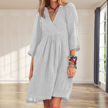 Last inn bildet i Galleri-visningsprogrammet, Uformelt kjole med v-hals