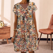 Last inn bildet i Galleri-visningsprogrammet, Kjole med blomstertrykk