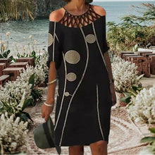 Last inn bildet i Galleri-visningsprogrammet, Elegant svart kjole med trykk