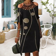 Last inn bildet i Galleri-visningsprogrammet, Elegant svart kjole med trykk