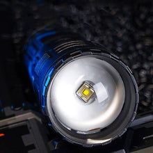 Last inn bildet i Galleri-visningsprogrammet, Zoom lys lommelykt