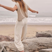 Last inn bildet i Galleri-visningsprogrammet, Ensfarget strikket todelt sett for kvinner