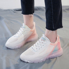 Last inn bildet i Galleri-visningsprogrammet, Pustende Flyknit-sko