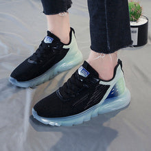 Last inn bildet i Galleri-visningsprogrammet, Pustende Flyknit-sko