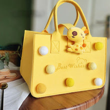 Last inn bildet i Galleri-visningsprogrammet, Creative cartoon gift bag